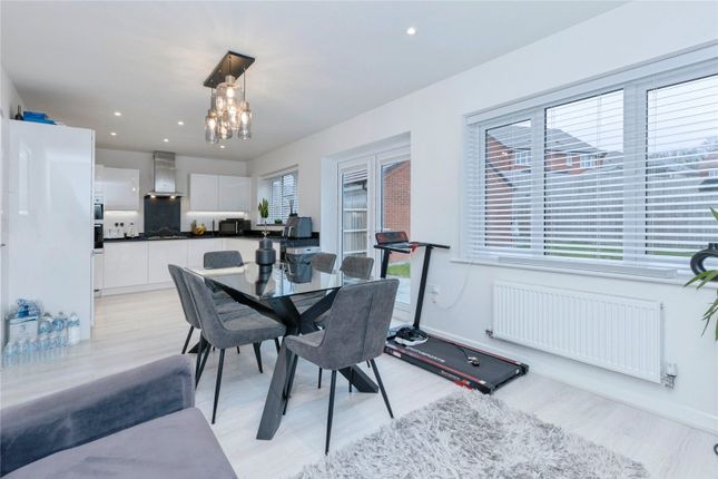 22, Mowbray Drive, Leicestershire photo 2