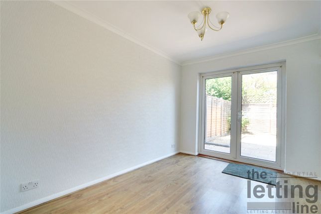 52, Manor Road, Middlesex photo 4