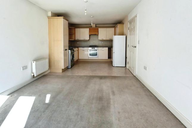 99, Haverhill Grove, Wombwell photo 3