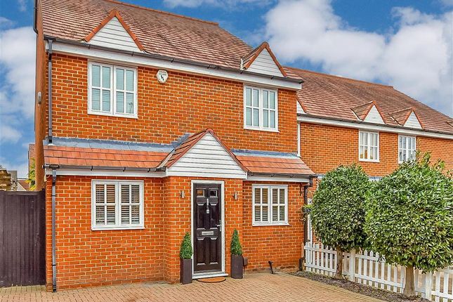 Thumbnail End terrace house for sale in Smarts Lane, Loughton, Essex