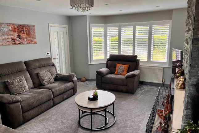 82, Fosse Way, Leicester photo 3