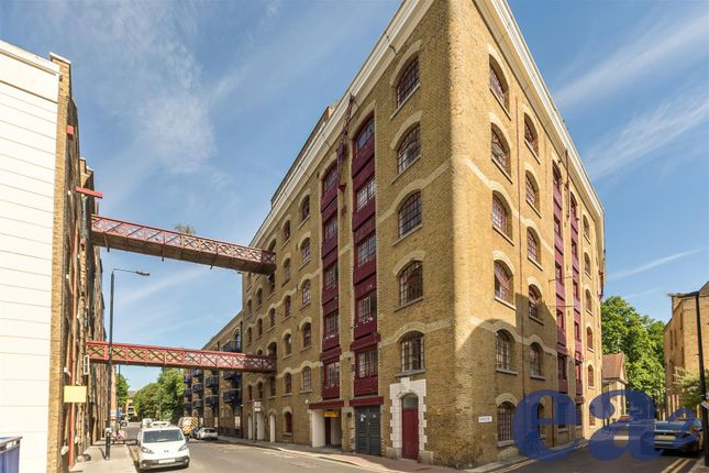 Thumbnail Flat to rent in Dundee Court, 73 Wapping High Street, Wapping