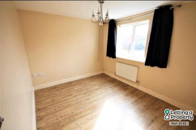26, Chiltern Close, Chelmsford photo 4