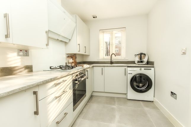 33b, Stanley Road, Wellingborough photo 3