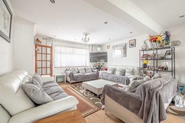 Terraced house for sale in Acacia Avenue, West Drayton