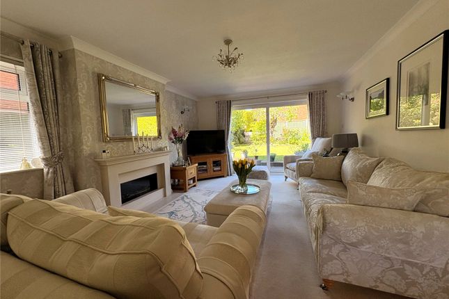 8, School Street, DAVENTRY photo 3