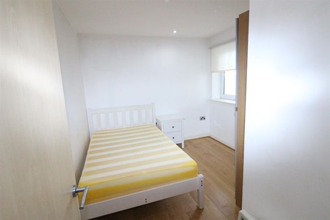 Flat to rent in St. James Gate, Newcastle Upon Tyne