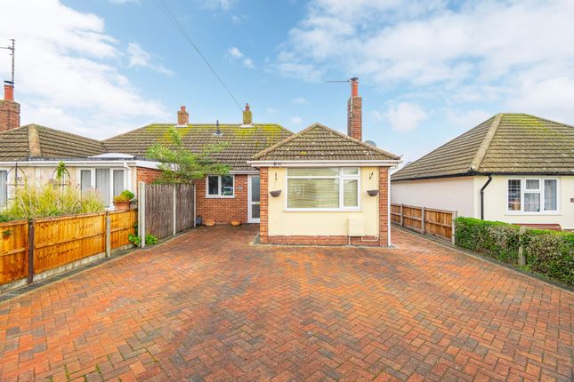 2-bed bungalow on 18 Glenmore Avenue, Great Yarmouth, £200,000