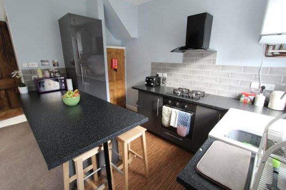 Terraced house to rent in Clement Street, Huddersfield, West Yorkshire