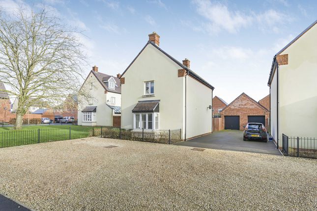 Detached house for sale in Bayliss Drive, Upper Heyford