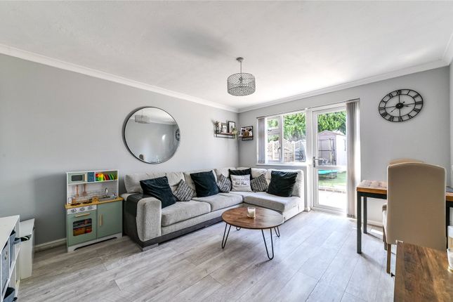 5, Hatton Close, Kent photo 2