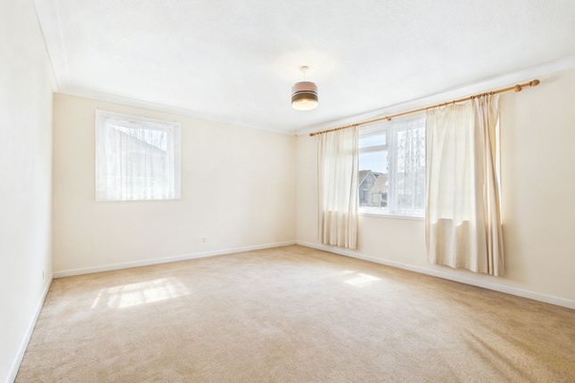 Flat 6, Katherines Lodge 79-81 Penhill Road, Lancing photo 2