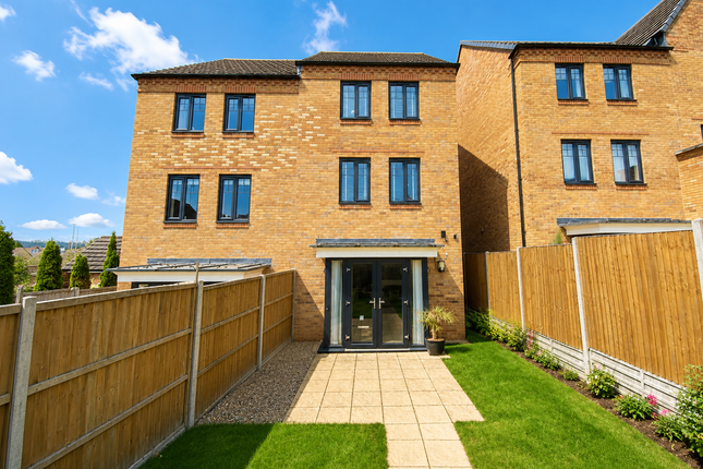 15, Cicero Crescent, Milton Keynes photo 4