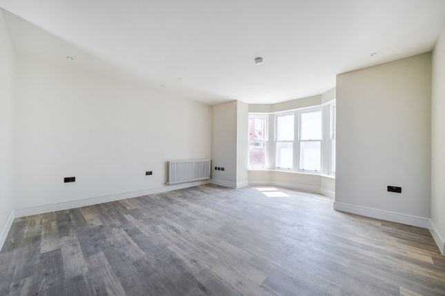 Castle- Apartment 4,, Ellis Close, Hampshire photo 3