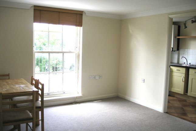 15 Parkside Lodge, Upton Court Road, Slough photo 2