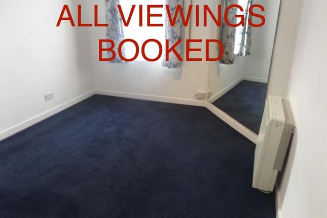 Thumbnail Flat to rent in Charlieville Road, Northumberland Heath, Erith, Kent