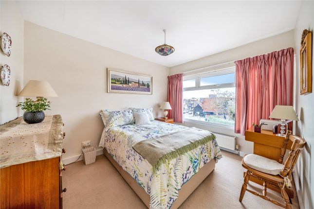 Flat for sale in High Street, Cobham, Surrey