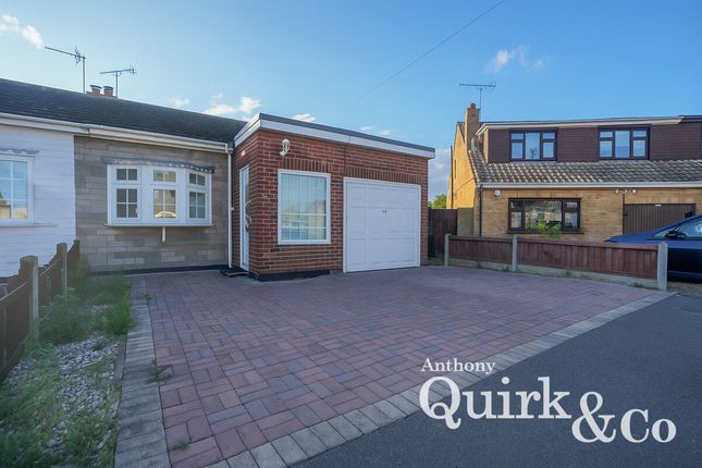 2-bed house on 18, Brooklands Square, Canvey Island, £300,000