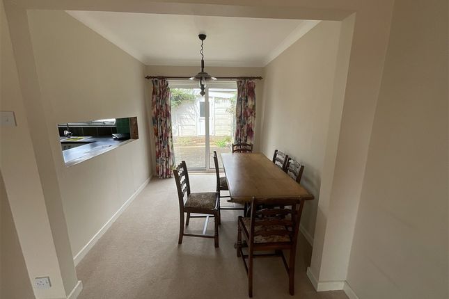 Birch Tree Close, Emsworth photo 4