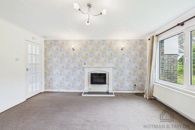 67 Woodland Way, Torpoint photo 3