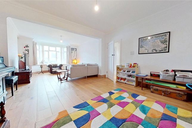 84, Wembley Avenue, West Sussex photo 5