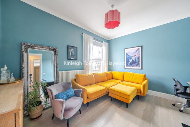 Flat B, 59, Fortis Green, London photo 2