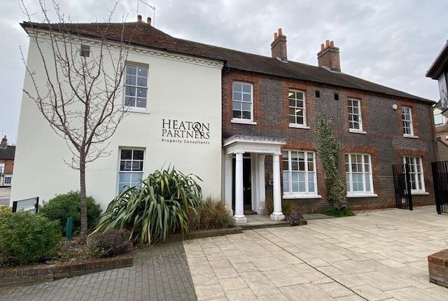 Thumbnail Office to let in Offices At Ground Floor, 2 London Road, Newbury, Berkshire