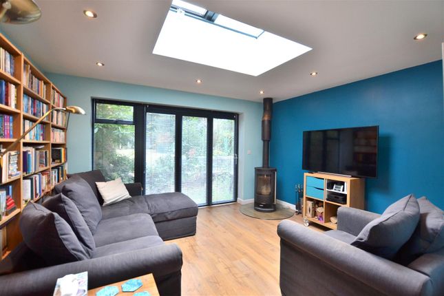 11, Ryelaw Road, Church Crookham photo 4
