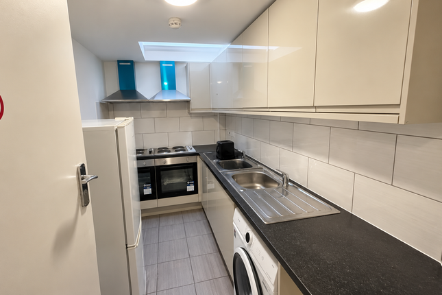 Room 1- 39 Brickfield Road, Thornton Heath photo 5