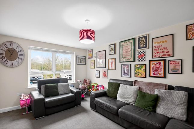 15, Beckside Close, Harrogate photo 3