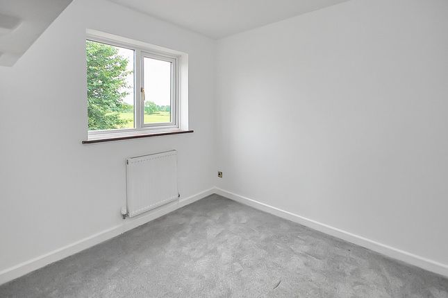 27, Moreton Drive, Leigh photo 4