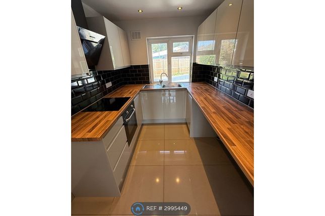 Flat, Hartshill House Hartshill Road, Acocks Green, Birmingham photo 2