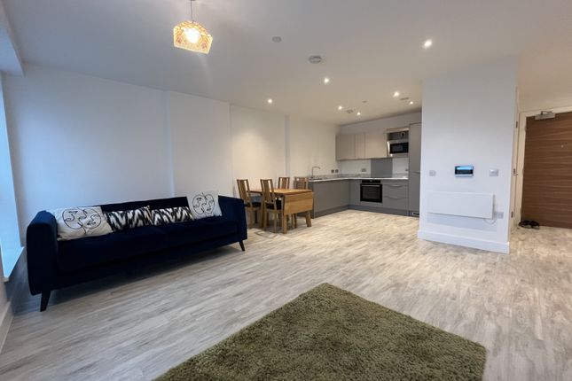 Flat to rent in Atelier, Chapel Street, Salford