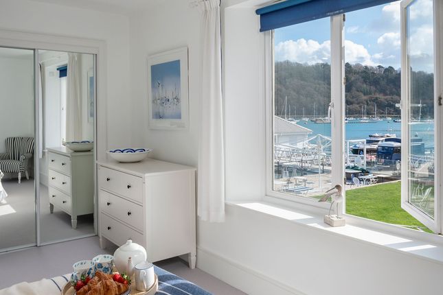 3 Dart Marina Sandquay Road, Dartmouth photo 4