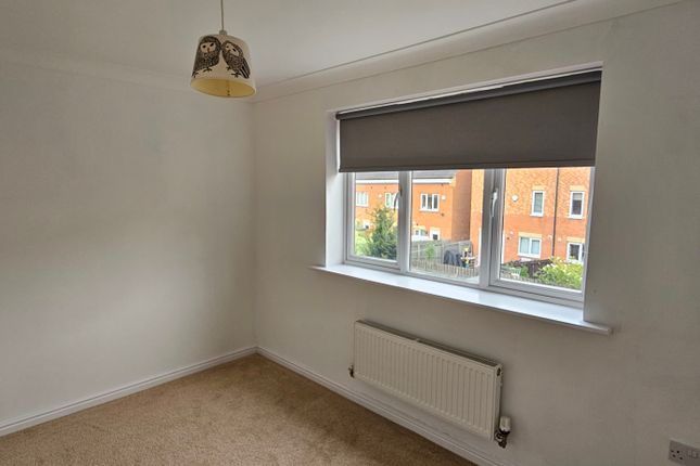 Semi-detached house to rent in Sanderson Villas, Gateshead