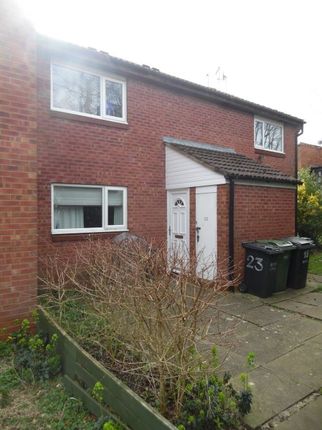 Flat to rent in Northleach Close, Worcester