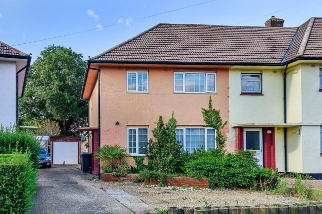 Thumbnail End terrace house for sale in Potters Bar, Hertfordshire