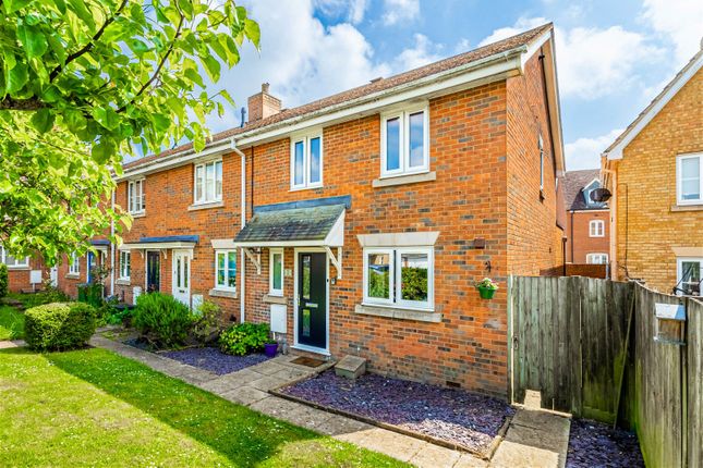 End terrace house for sale in Windsor Road, Pitstone, Buckinghamshire
