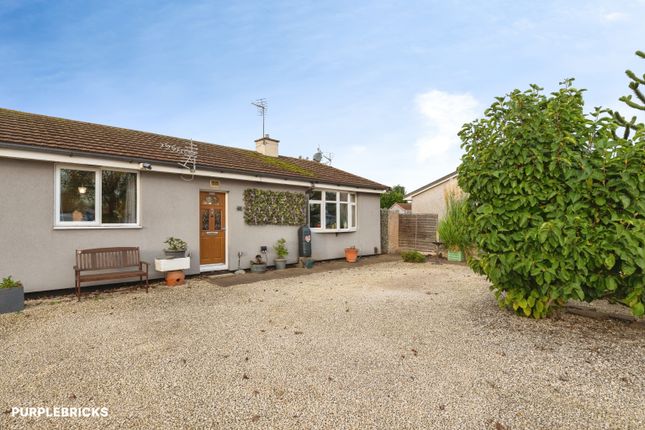 3-bed bungalow on Manifold Road, Scunthorpe, £160,000