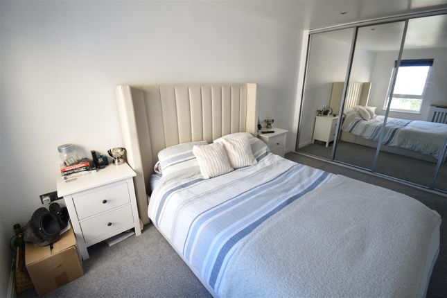 Flat 1, Albright Court, Portishead photo 4