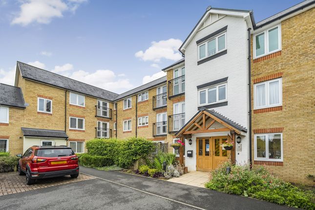 Flat for sale in High Street, Berkhamsted