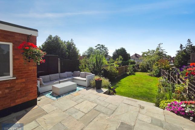 144, Quinton Lane, Birmingham photo 2