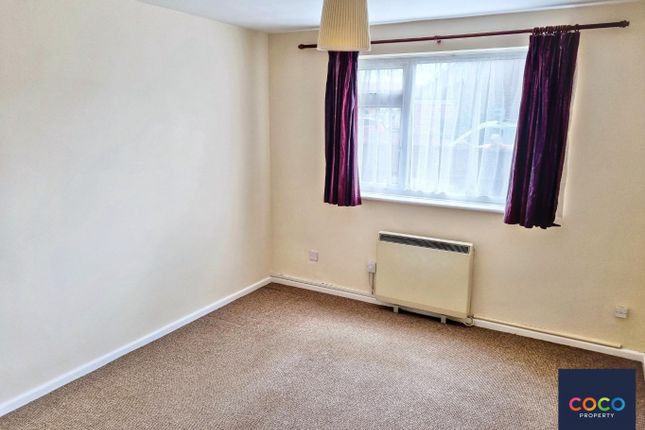 25, Alexandra Road, Weymouth photo 3