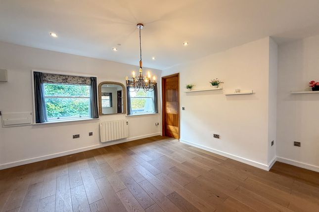 Flat 6, General Gordon House, St. Georges Place, Taunton photo 4