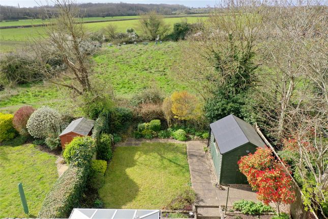15, Forge Fields, Swindon photo 2