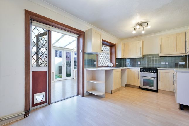 2, Buttermere Close, Morden photo 4