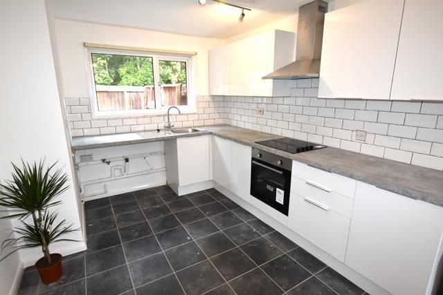 3-bed terraced on Kirkmeadow, Peterborough, £1,050/mo