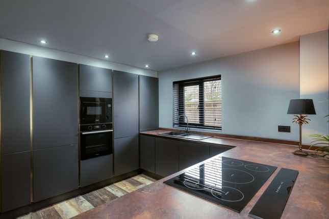 4 The Grove, Hailsham photo 4