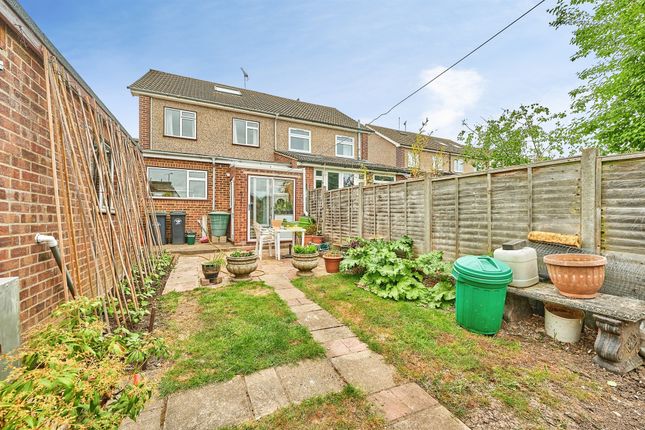 11, Stanleys Farm Road, Saffron Walden photo 4