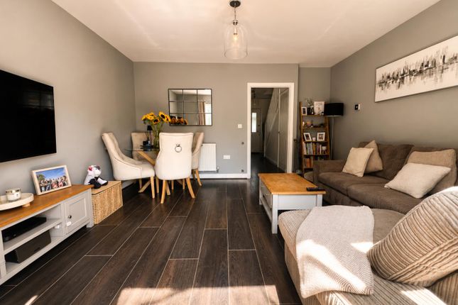 43, Ryeland Way, Ashford photo 4